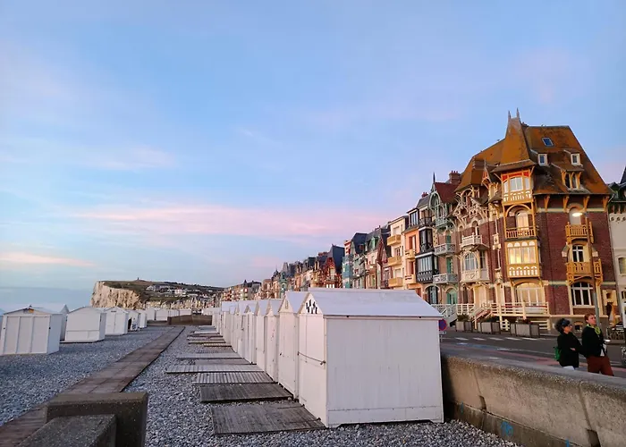 Dom wakacyjny Maison De *